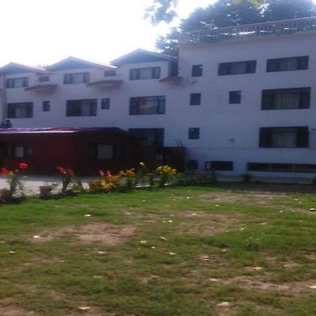 Hotel Grand Jigar Srīnagar Eksteriør billede