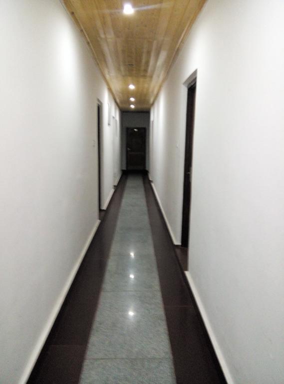 Hotel Grand Jigar Srīnagar Eksteriør billede